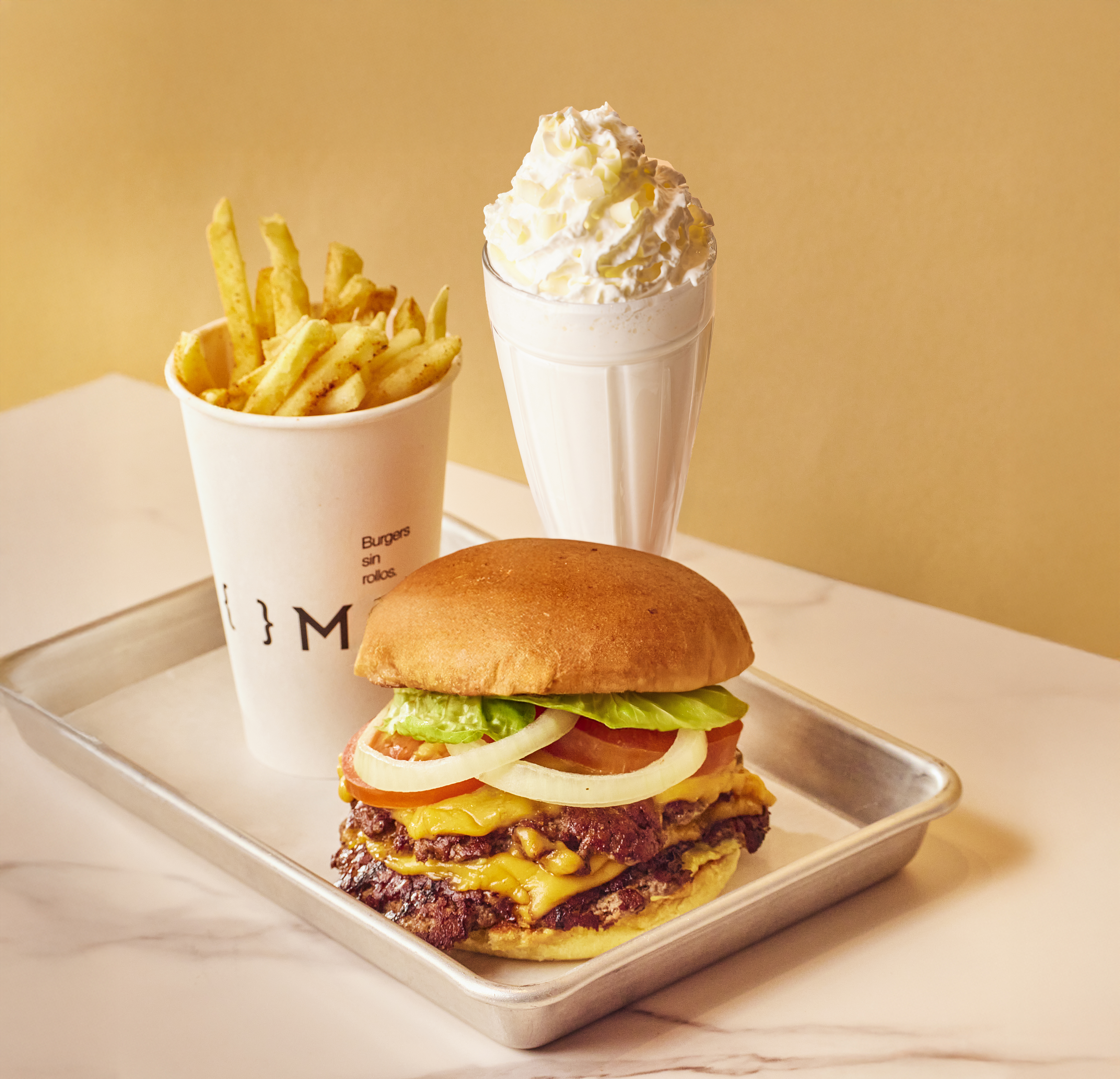 Menú Doble Cheeseburger & Shake